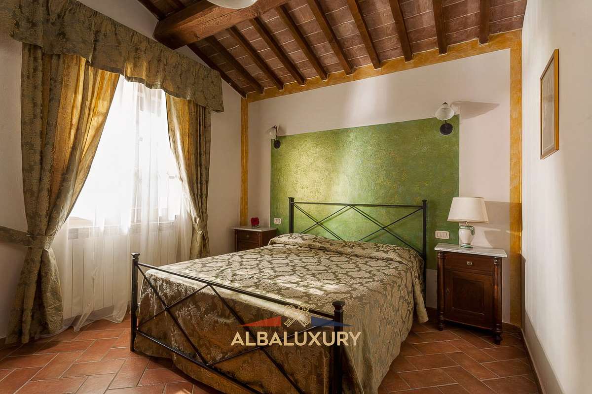 Villa à Montepulciano, Italie, 360 m² - image 14