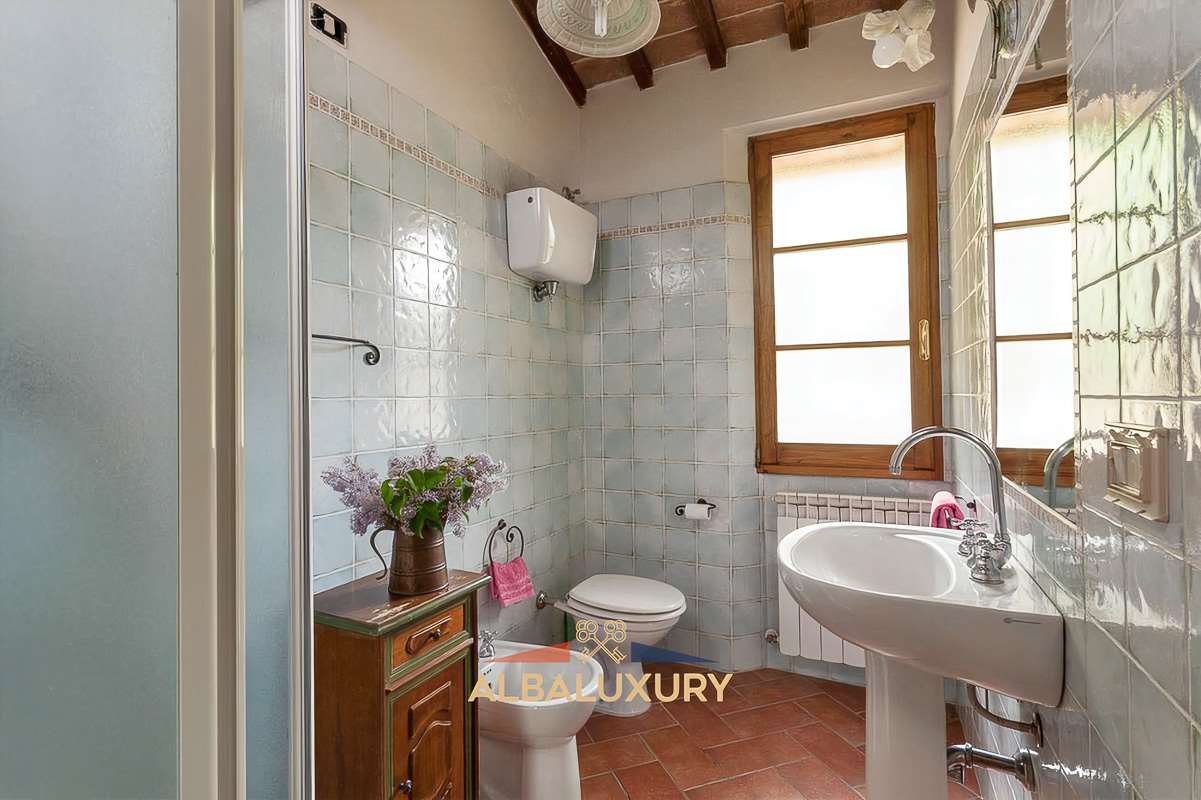 Villa à Montepulciano, Italie, 360 m² - image 16