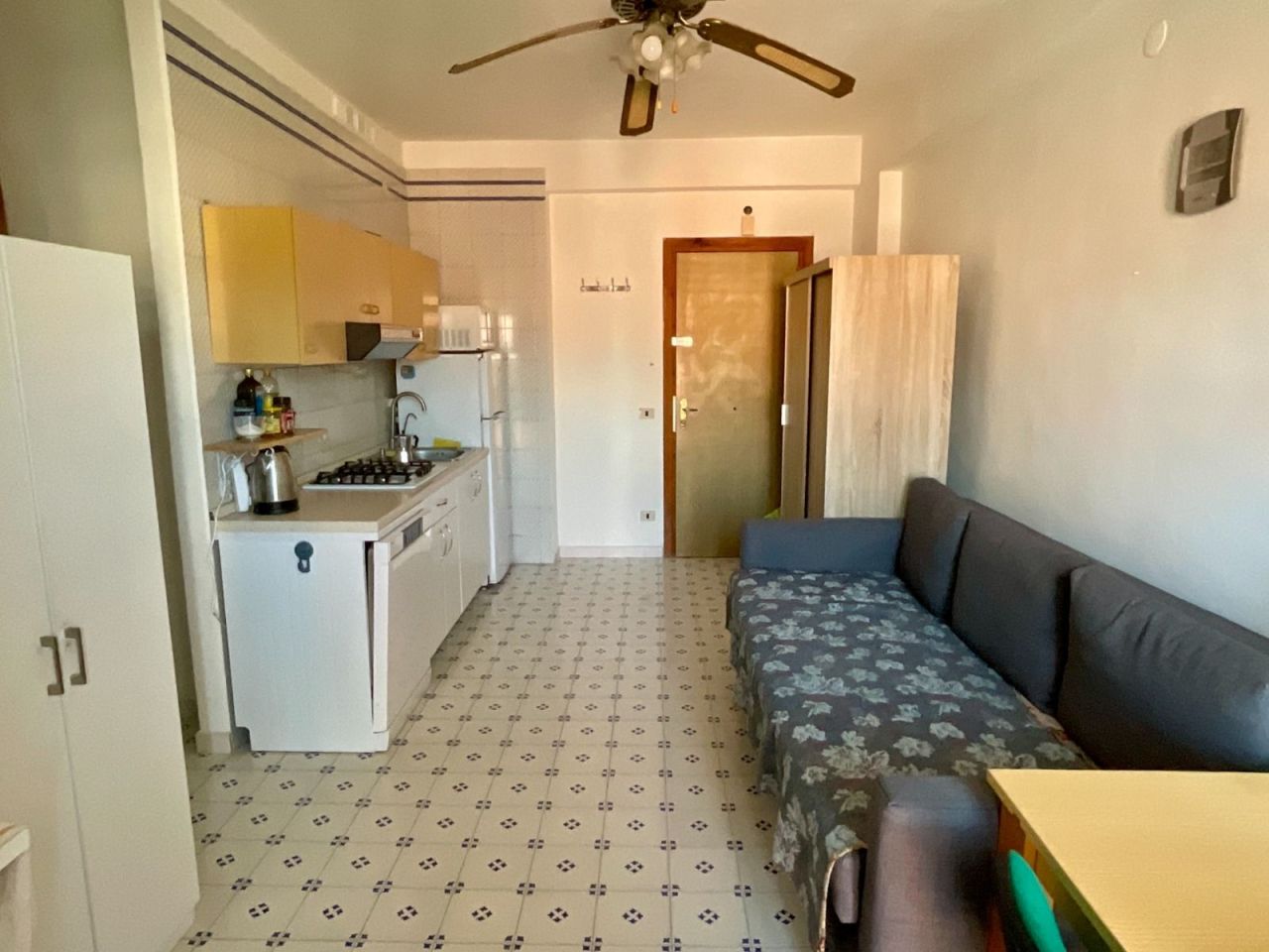 Flat in Scalea, Italy, 110 m² - picture 2