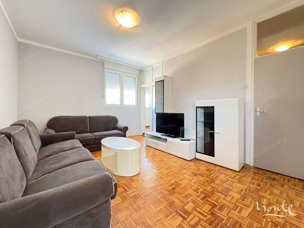 Appartement à Podgorica, Monténégro, 52 m² - image 1