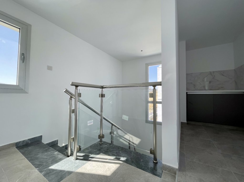 Piso en Limasol, Chipre, 286 m² - imagen 11