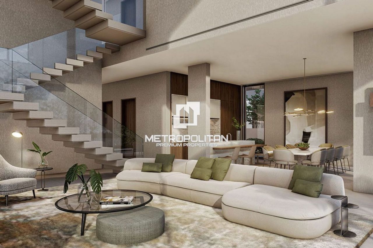 Townhouse in Dubai, UAE, 355 m² - picture 1