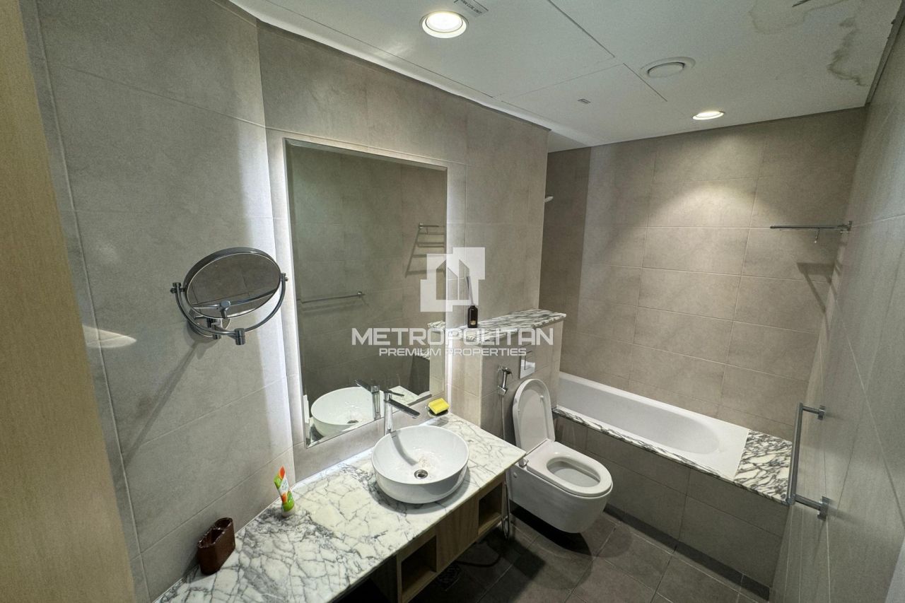 Apartment in Dubai, UAE, 123 m² - picture 13