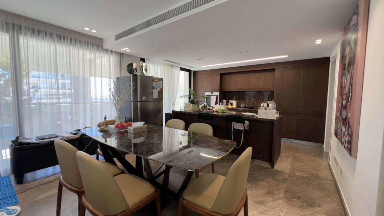 Ático en Limasol, Chipre, 195 m² - imagen 1