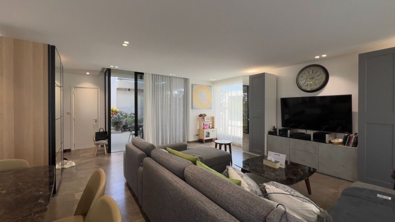 Penthouse in Limassol, Cyprus, 195 m² - picture 2