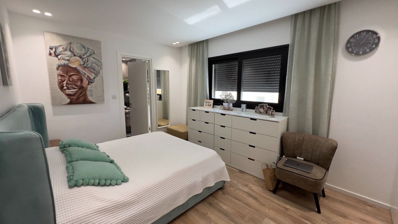 Penthouse in Limassol, Cyprus, 195 m² - picture 5