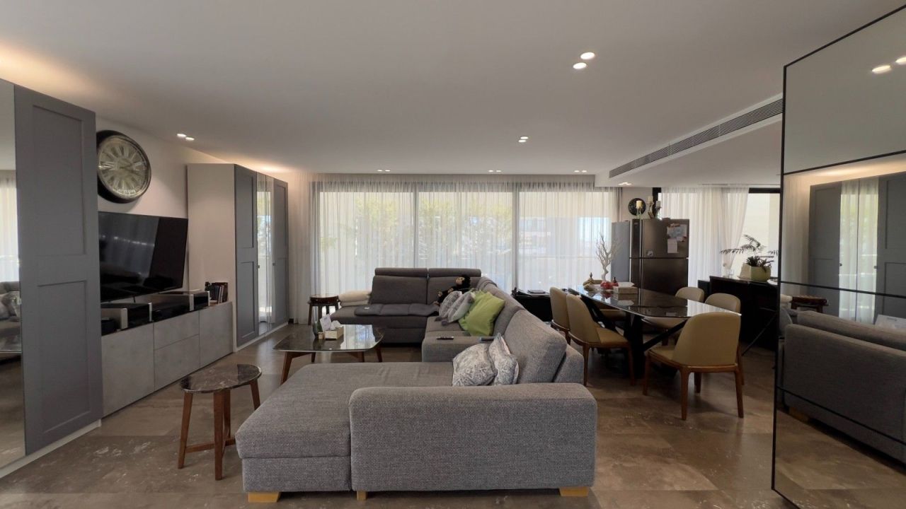 Penthouse in Limassol, Cyprus, 195 m² - picture 9