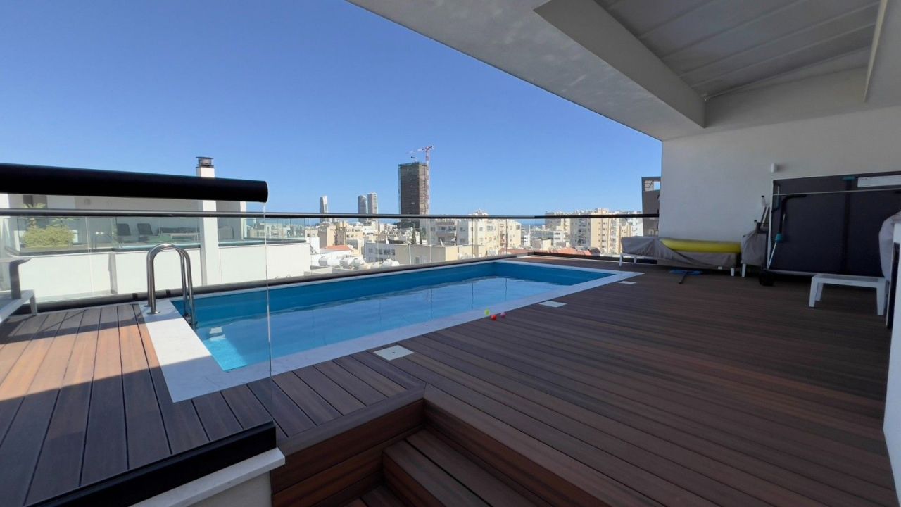 Penthouse in Limassol, Cyprus, 195 m² - picture 16