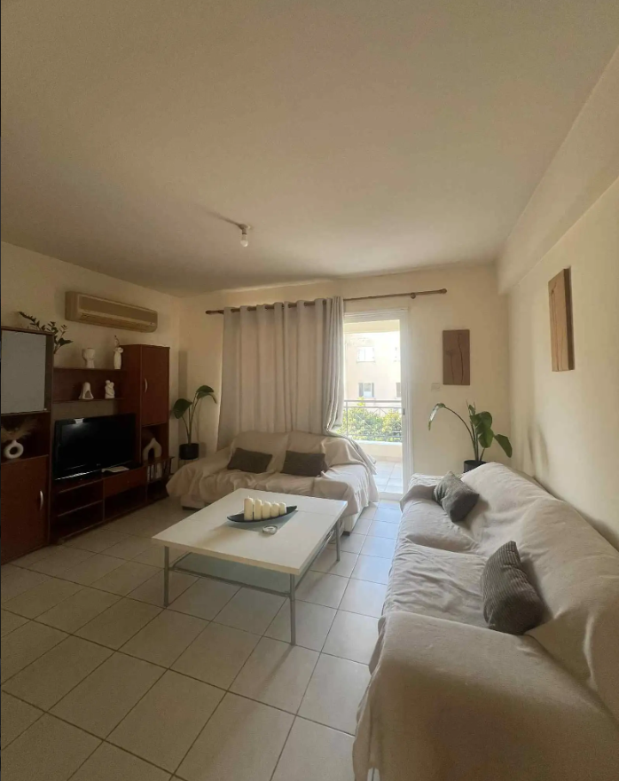 Apartment in Chlorakas, Cyprus - picture 4