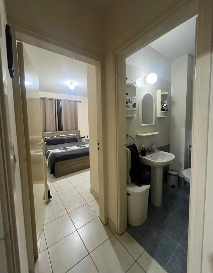 Apartment in Chlorakas, Cyprus - picture 9