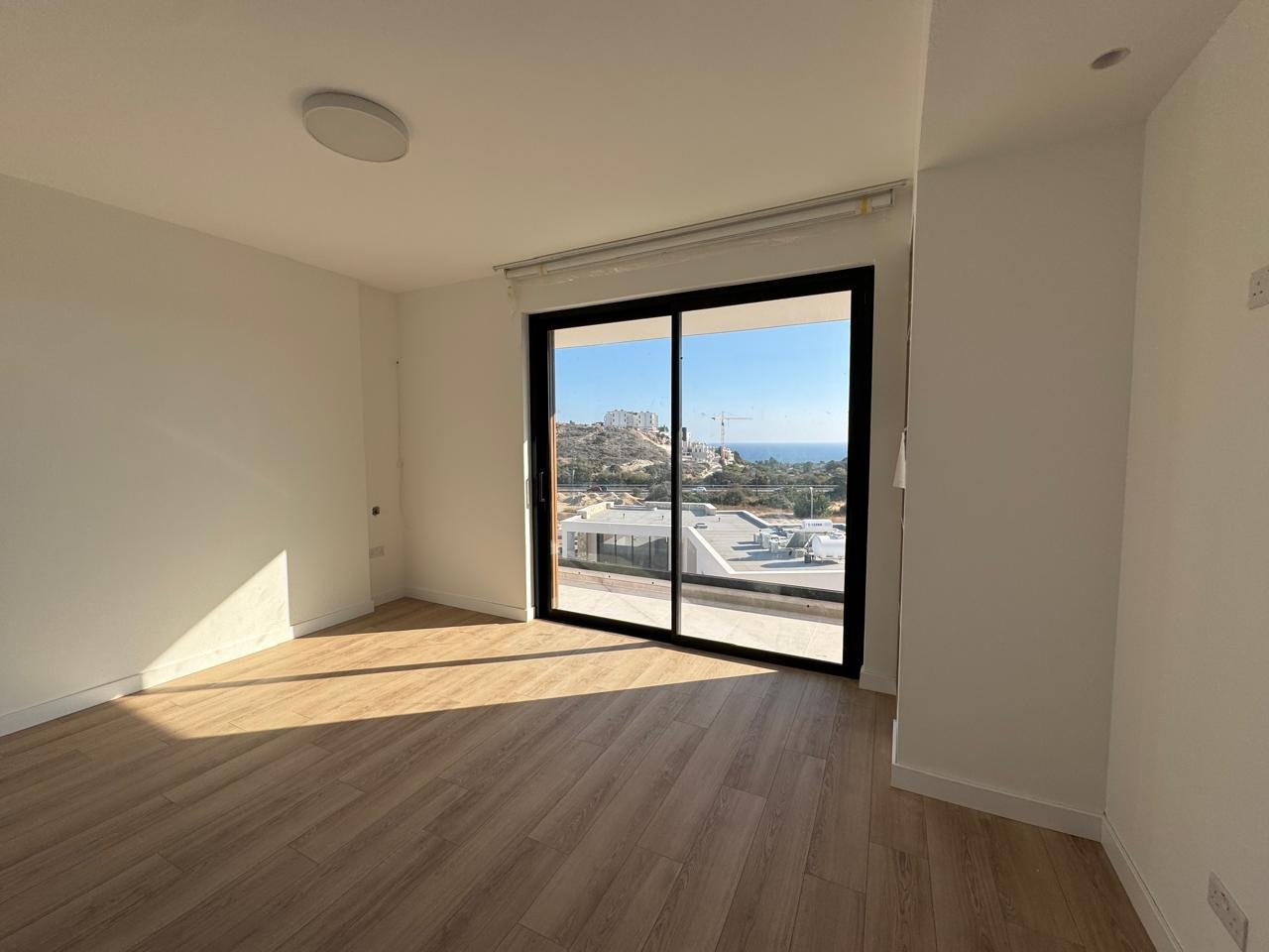 Maison à Agios Tychon, Chypre - image 12