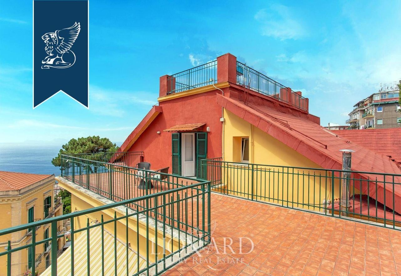 Villa en Nápoles, Italia, 548 m² - imagen 11