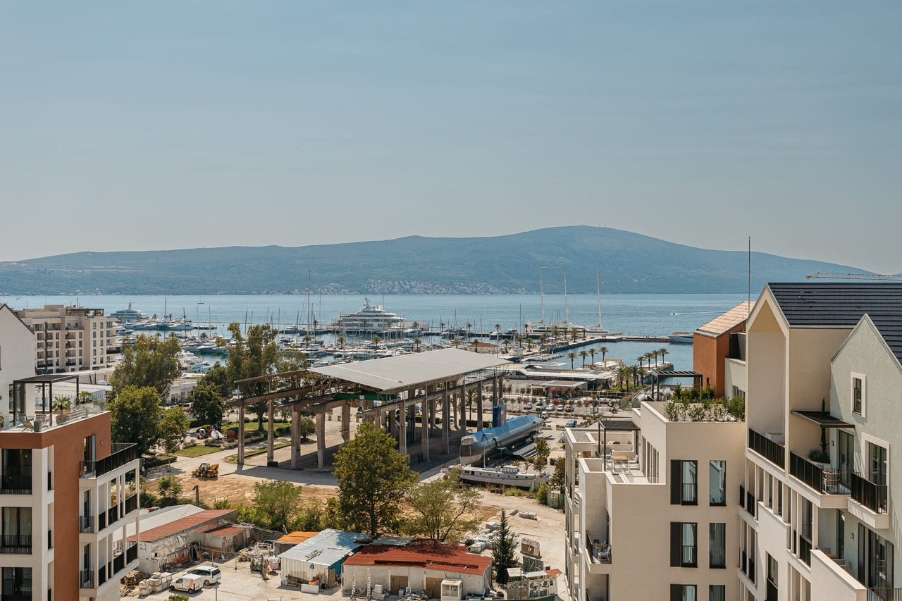 Penthouse in Tivat, Montenegro, 199 m² - Foto 1