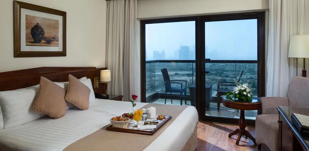 Hotel en Dubái, EAU, 60 655 m² - imagen 2