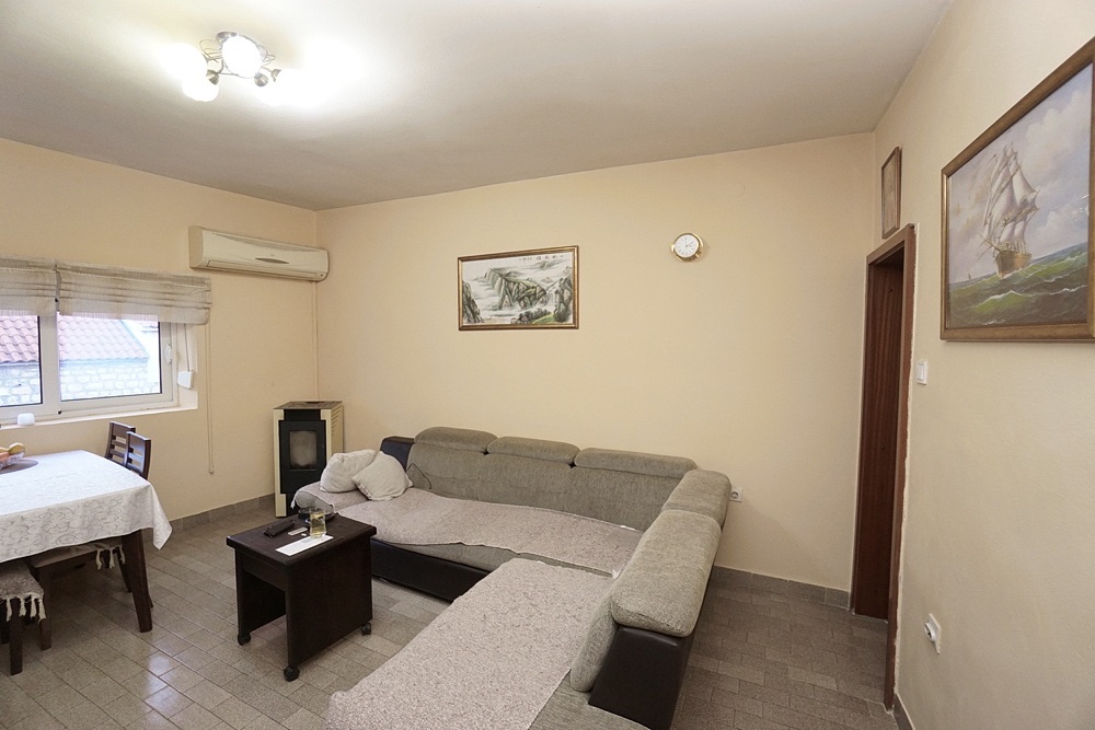 Villa in Kotor, Montenegro, 192 m² - picture 6