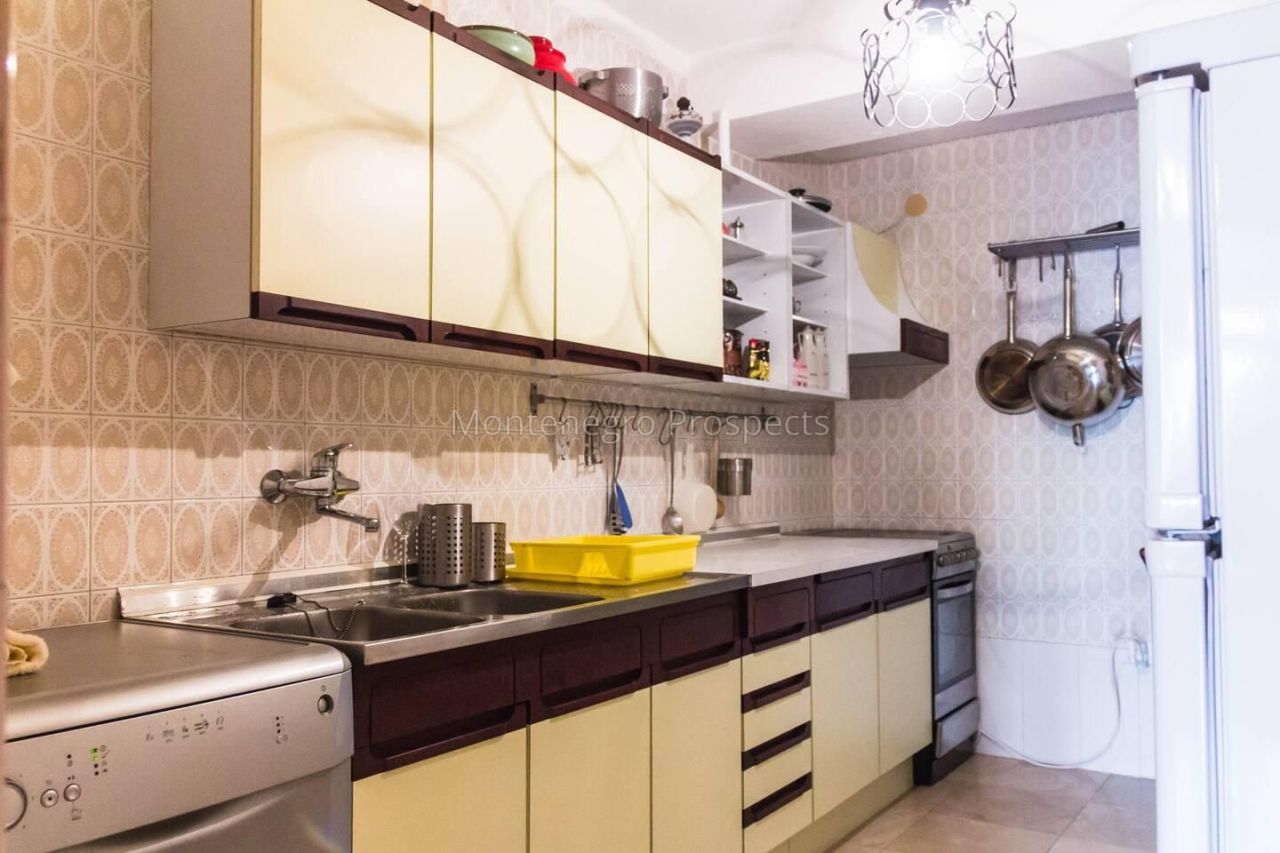 Haus in Przno, Montenegro, 190 m² - Foto 10