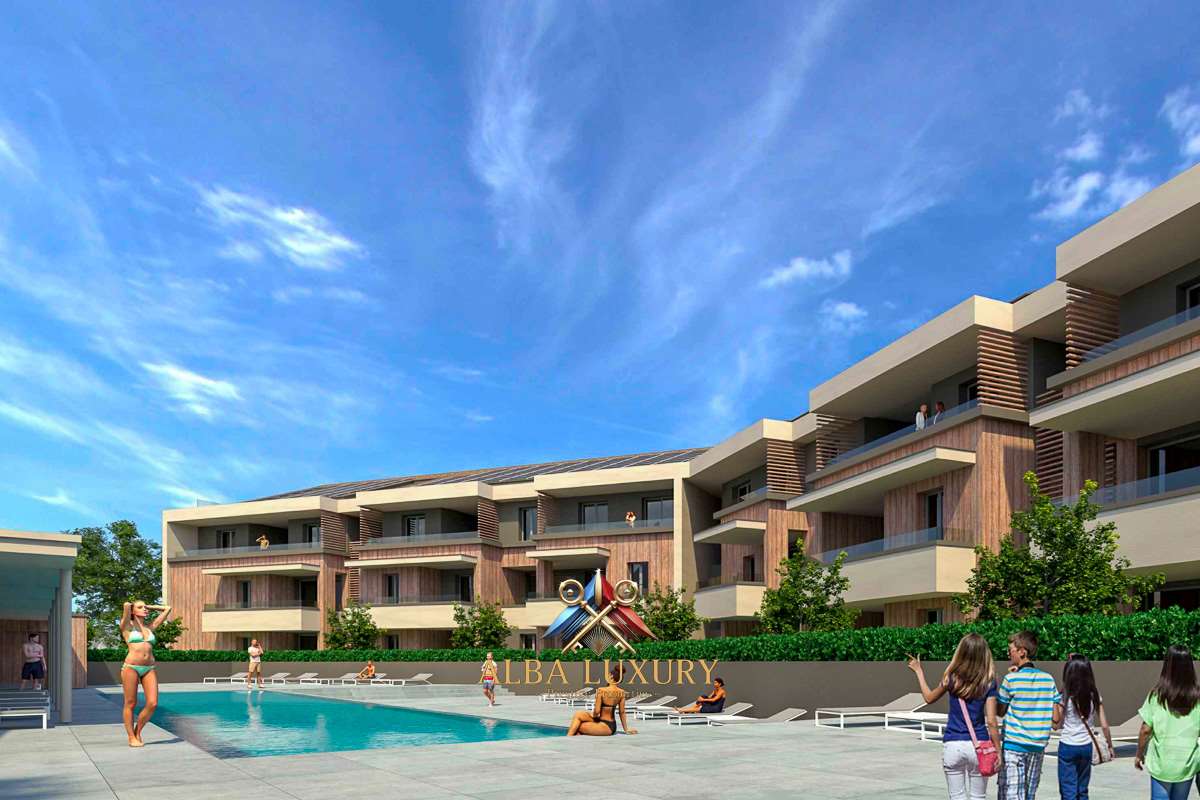 Apartment in Desenzano del Garda, Italy, 364 m² - picture 1