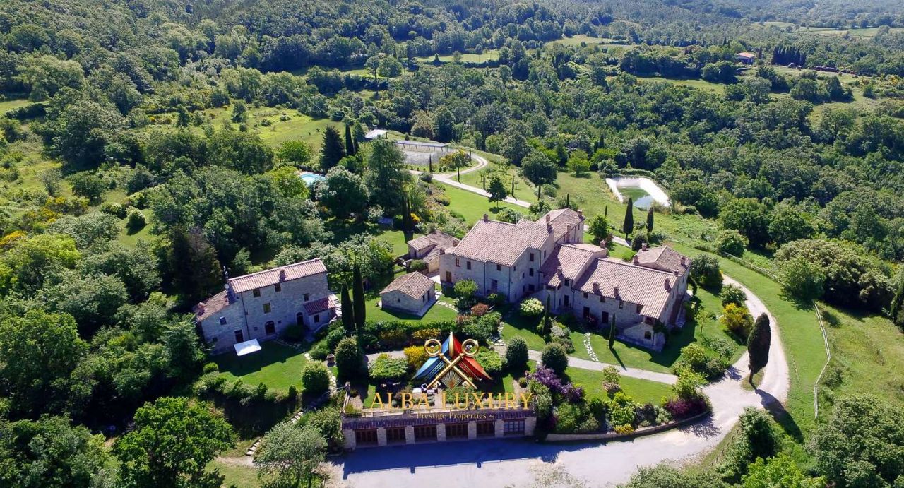 Villa in Sarteano, Italy, 400 m² - picture 4