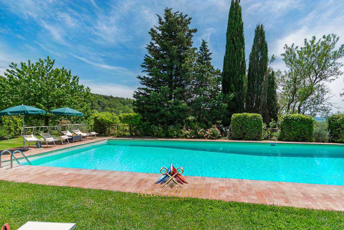 Villa in Sarteano, Italy, 400 m² - picture 6