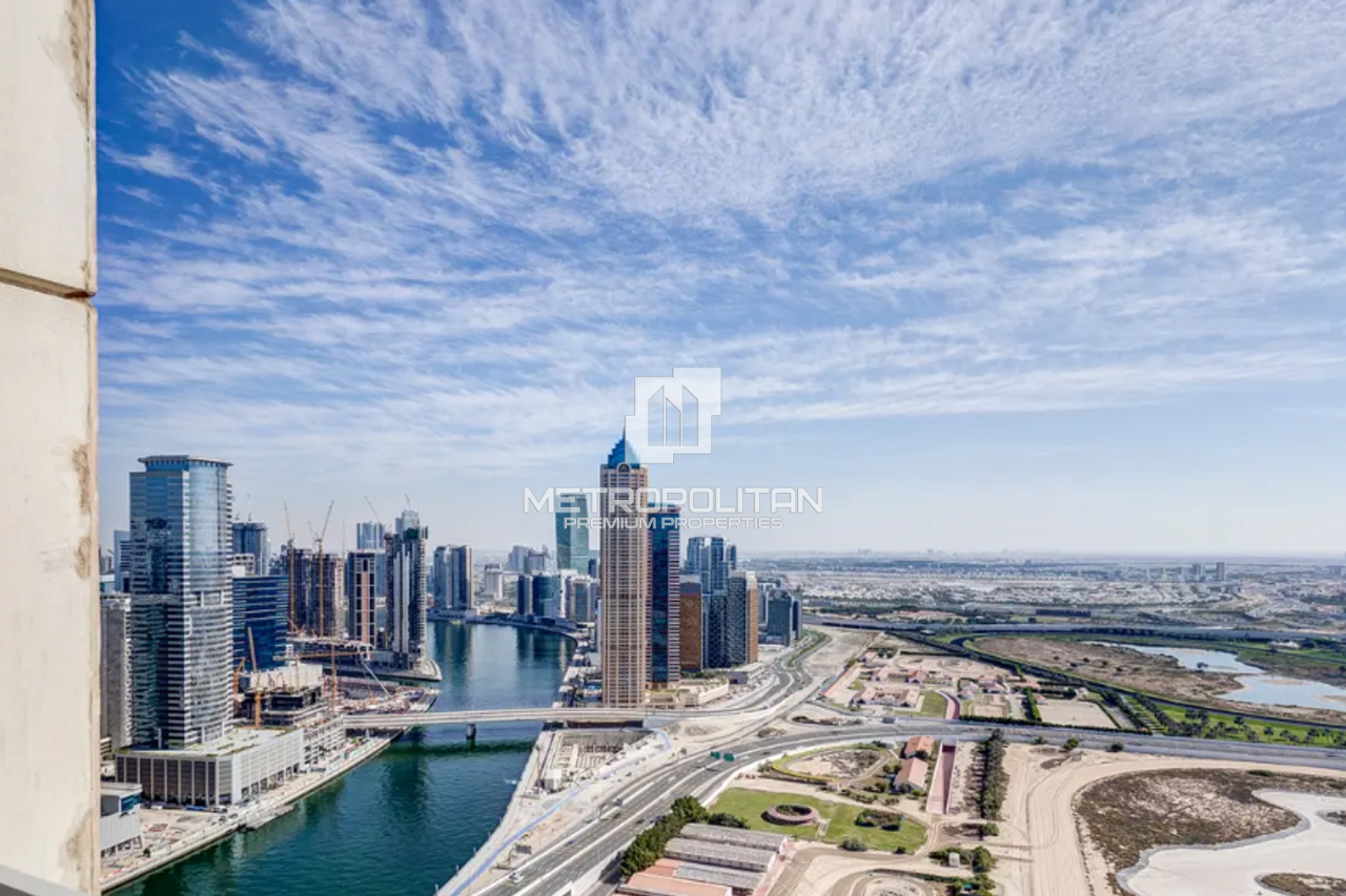 Apartamento en Dubái, EAU, 75 m² - imagen 1