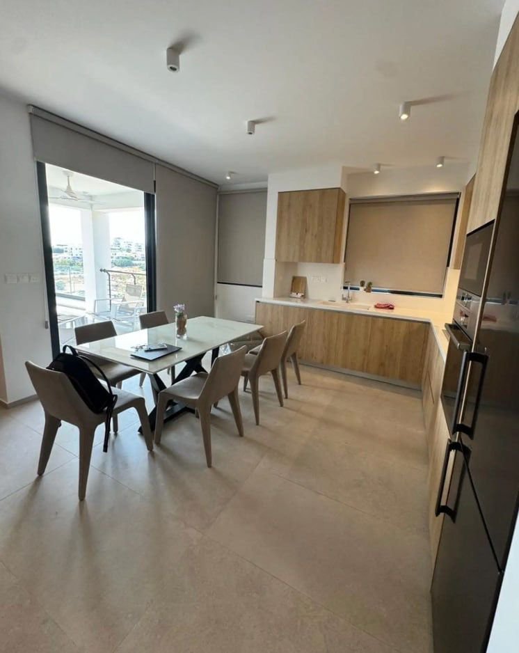 Apartment in Germasogeia, Cyprus - picture 1