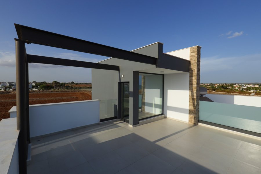 Casa en Lárnaca, Chipre, 309 m² - imagen 4