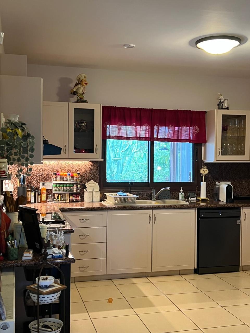 House in Pissouri, Cyprus, 240 m² - picture 11