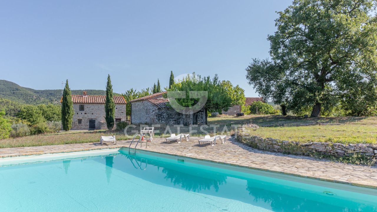 Casa a Montegabbione, Italia, 505.95 m² - foto 1