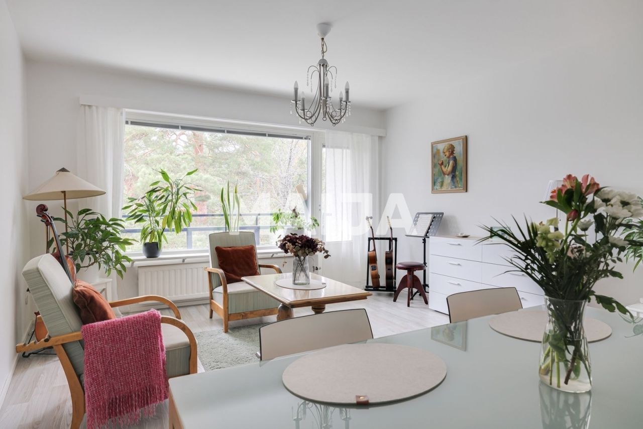Apartamento en Helsinki, Finlandia, 55.9 m² - imagen 1