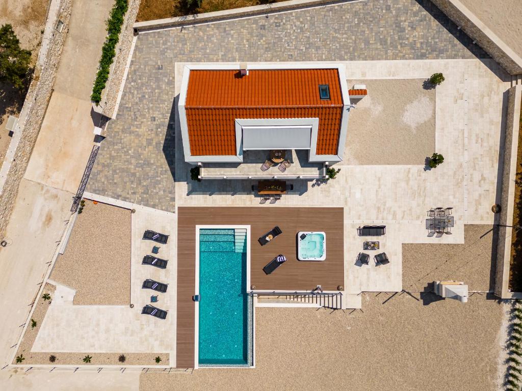 Villa on Brac, Croatia, 96 m² - picture 3