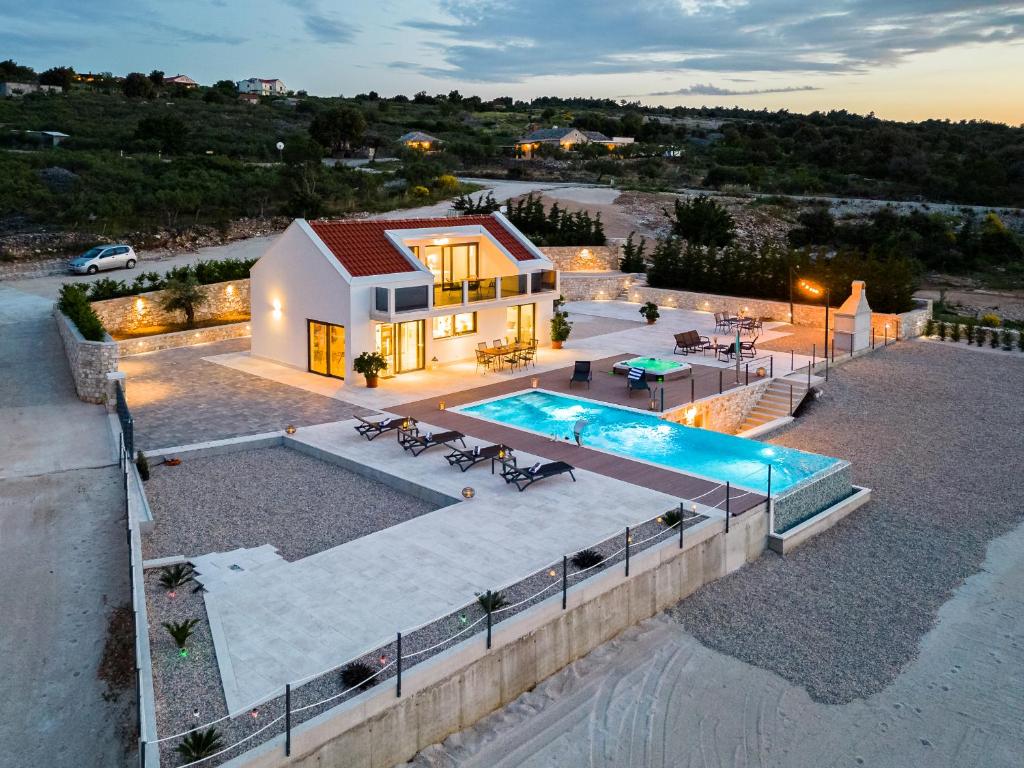 Villa on Brac, Croatia, 96 m² - picture 7