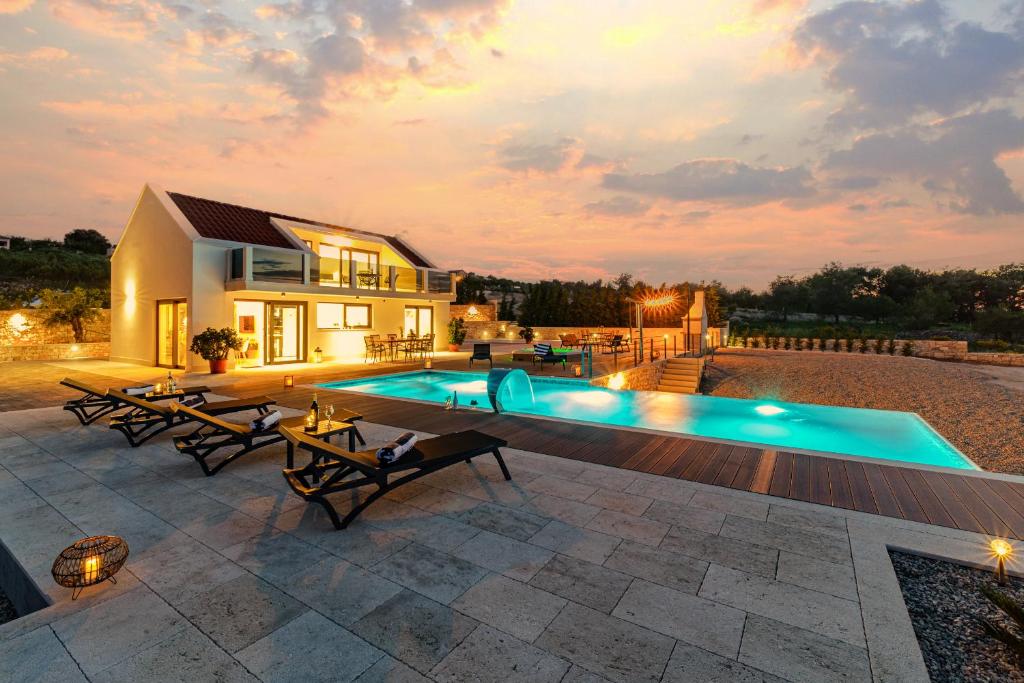 Villa on Brac, Croatia, 96 m² - picture 12