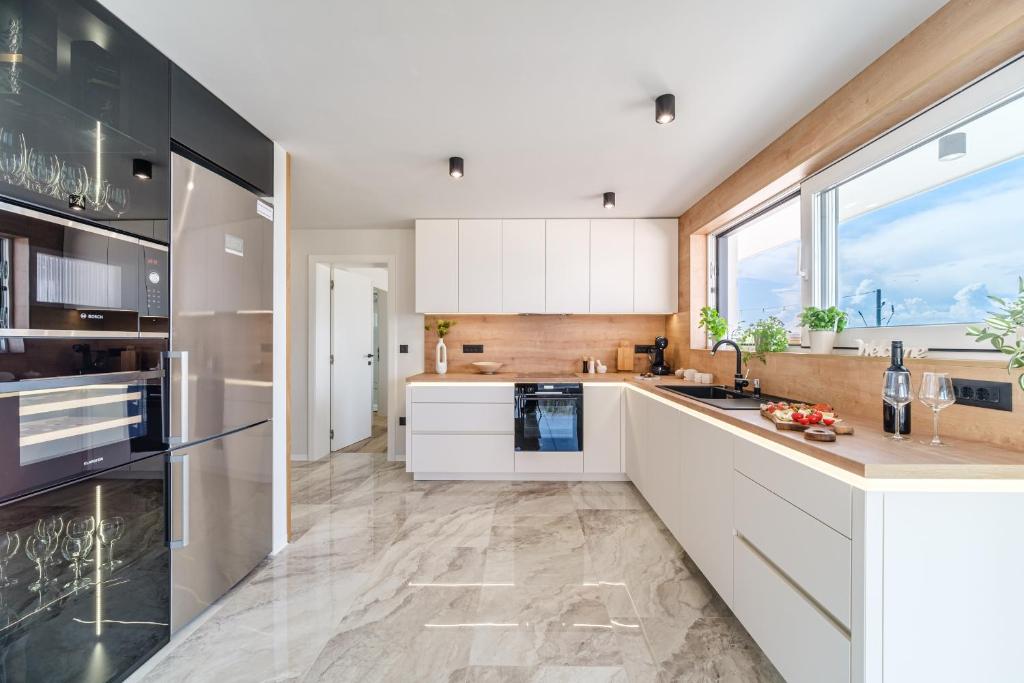 Villa on Brac, Croatia, 96 m² - picture 17