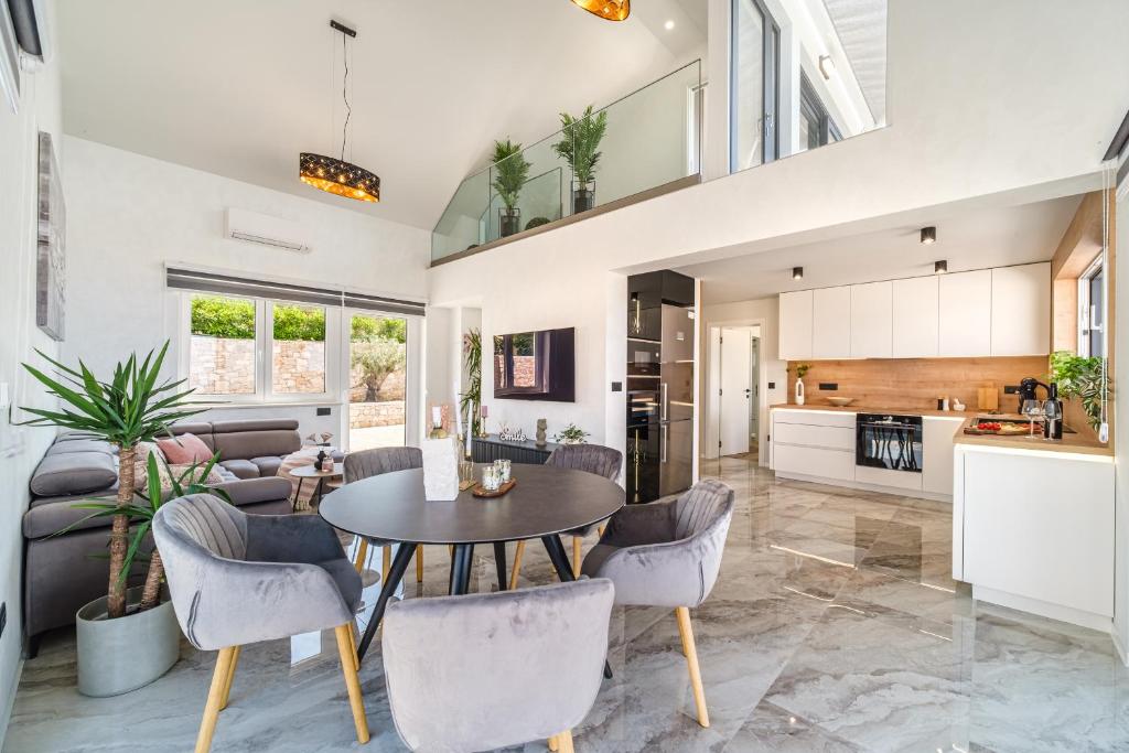 Villa on Brac, Croatia, 96 m² - picture 18