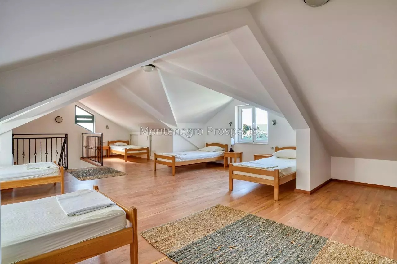 Villa en Lepetani, Montenegro, 300 m² - imagen 5