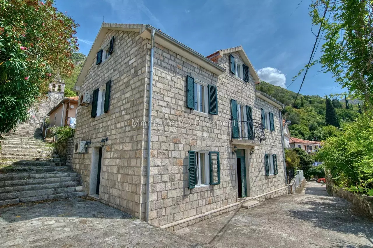 Villa en Lepetani, Montenegro, 300 m² - imagen 16