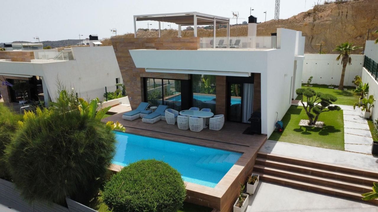 Villa en Finestrat, España - imagen 1
