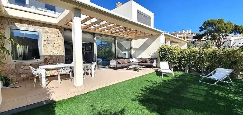 Maison urbaine à Villajoyosa, Espagne - image 1