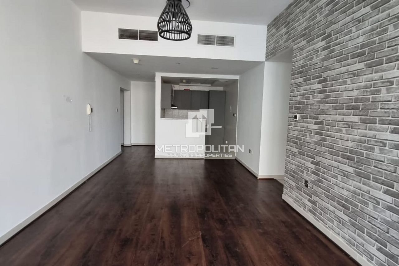 Apartment in Dubai, UAE, 126 m² - picture 1