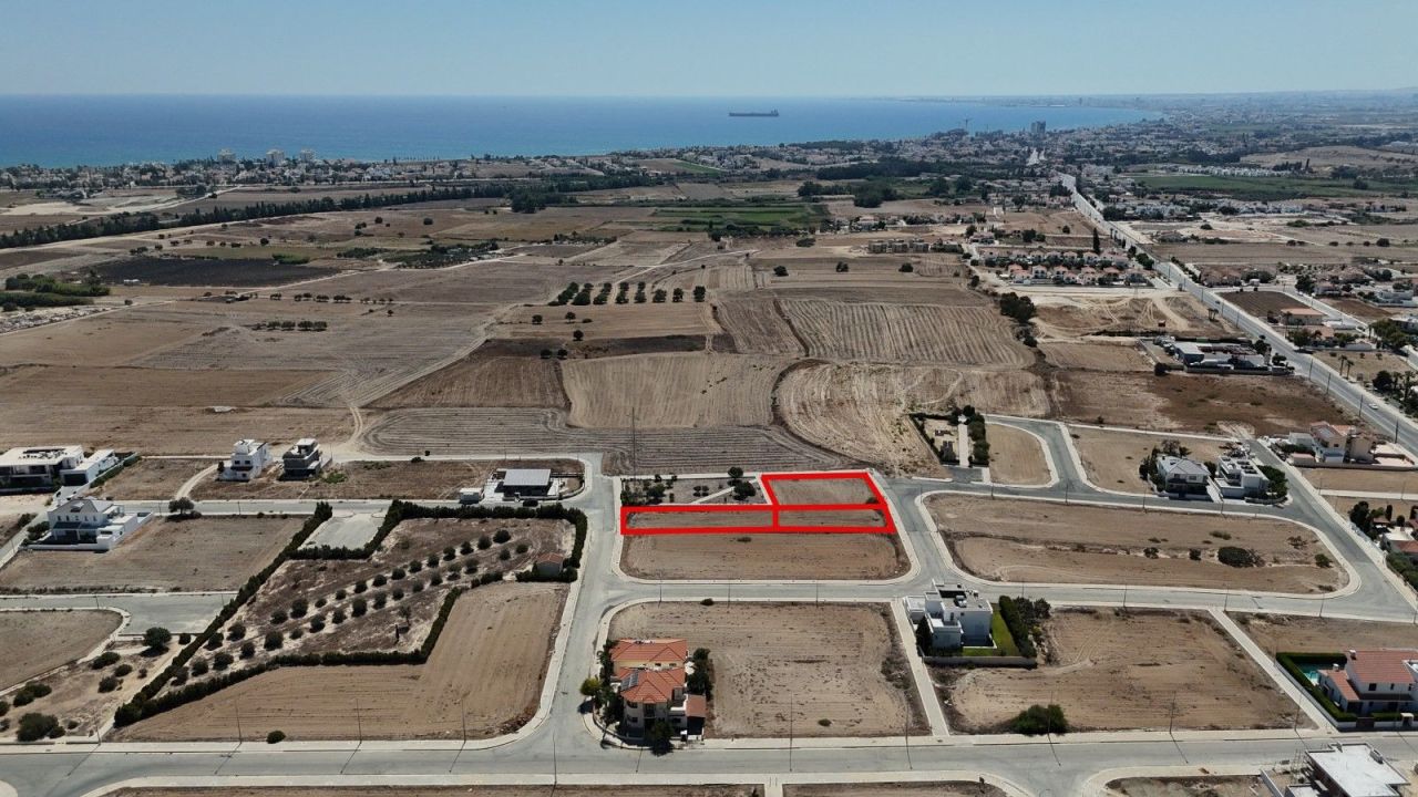 Grundstück in Larnaka, Zypern, 2 234 m² - Foto 4