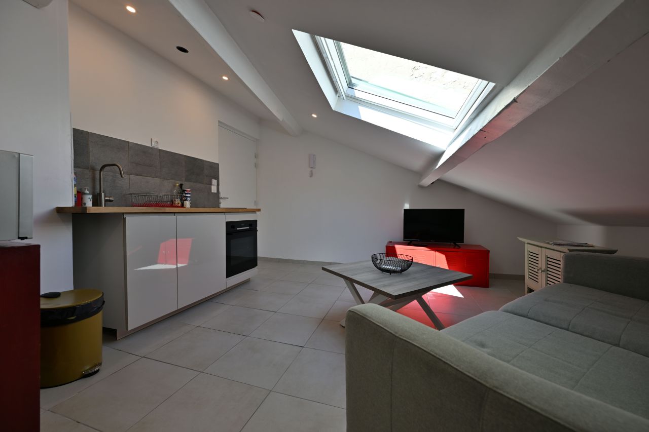 Flat in Cannes, France, 86 m² - picture 18