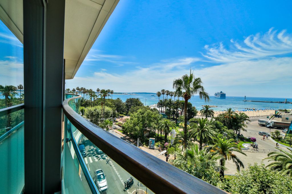Wohnung in Cannes, Frankreich, 111 m² - Foto 1