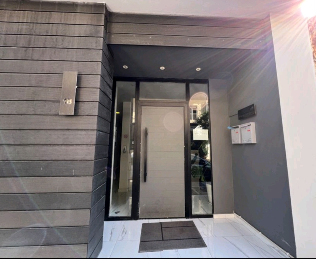 Piso en Atenas, Grecia, 66 m² - imagen 2