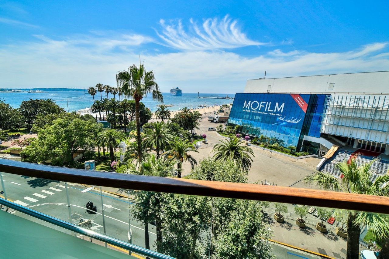 Wohnung in Cannes, Frankreich, 93 m² - Foto 1