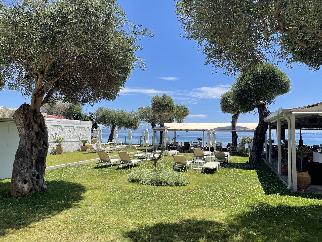 Hotel on Corfu, Greece, 997 m² - picture 16