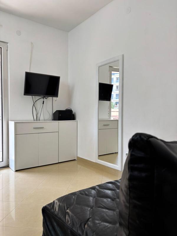 Piso en Becici, Montenegro, 26 m² - imagen 1