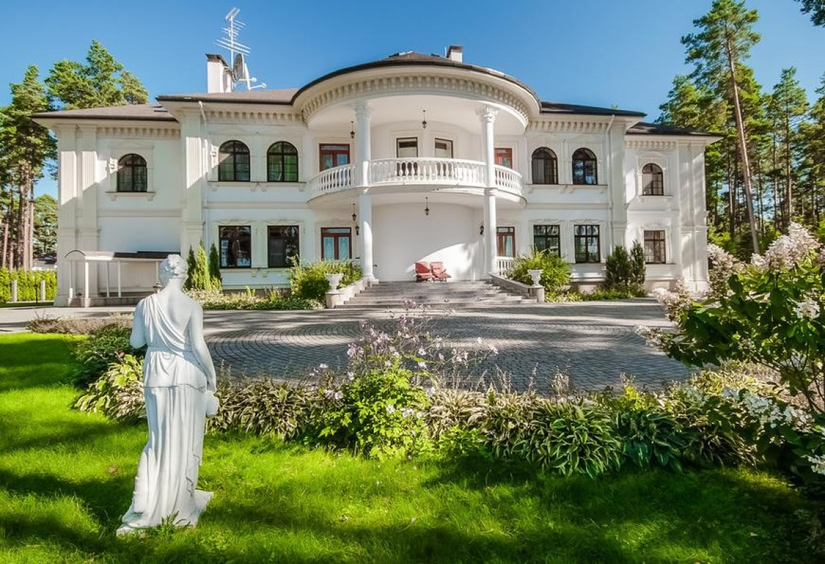 Casa en Distrito de Riga, Letonia, 1 100 m² - imagen 3