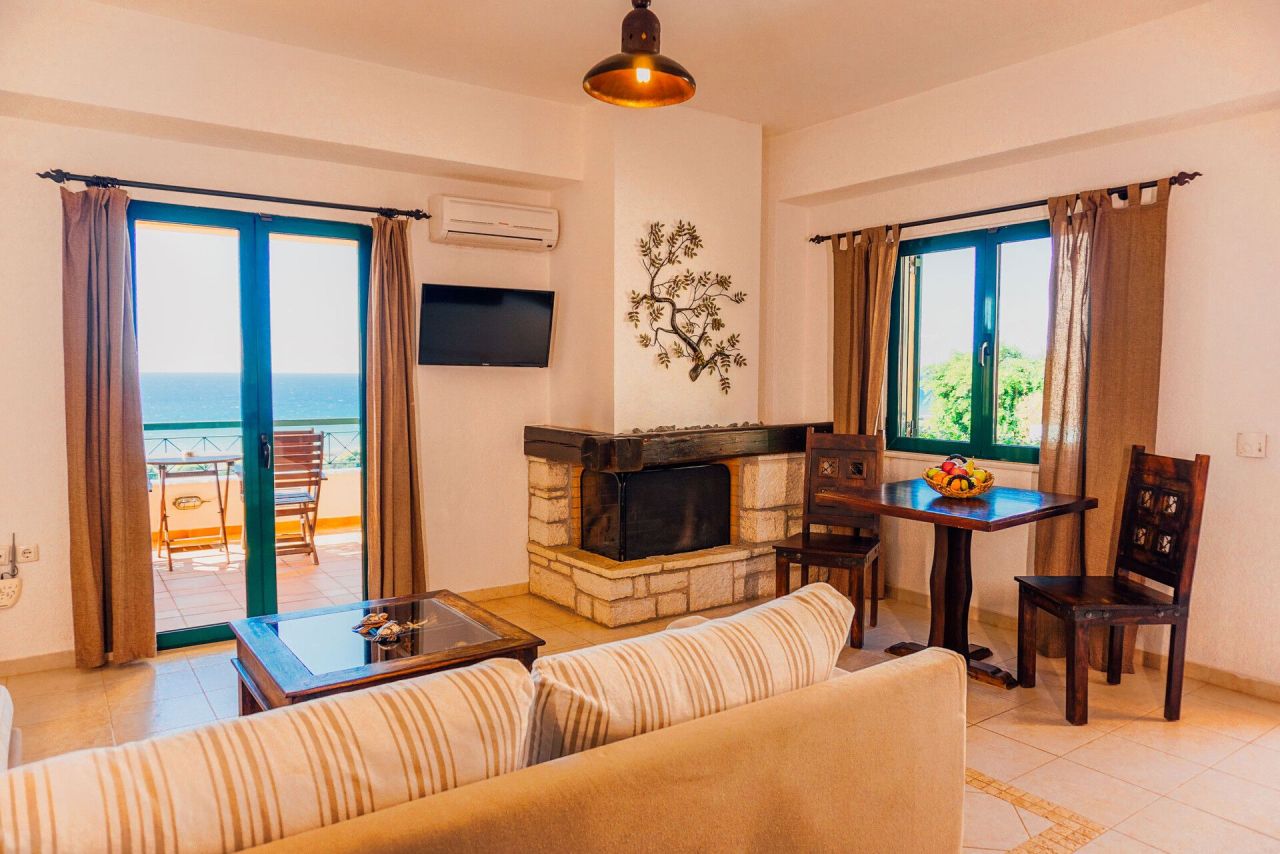Hotel in Peloponnese, Greece, 2 500 m² - picture 1