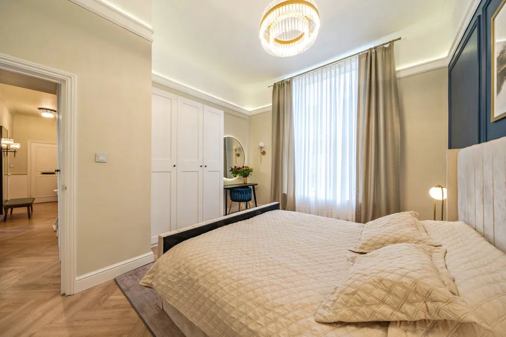 Flat in London, United Kingdom, 80 m² - picture 10