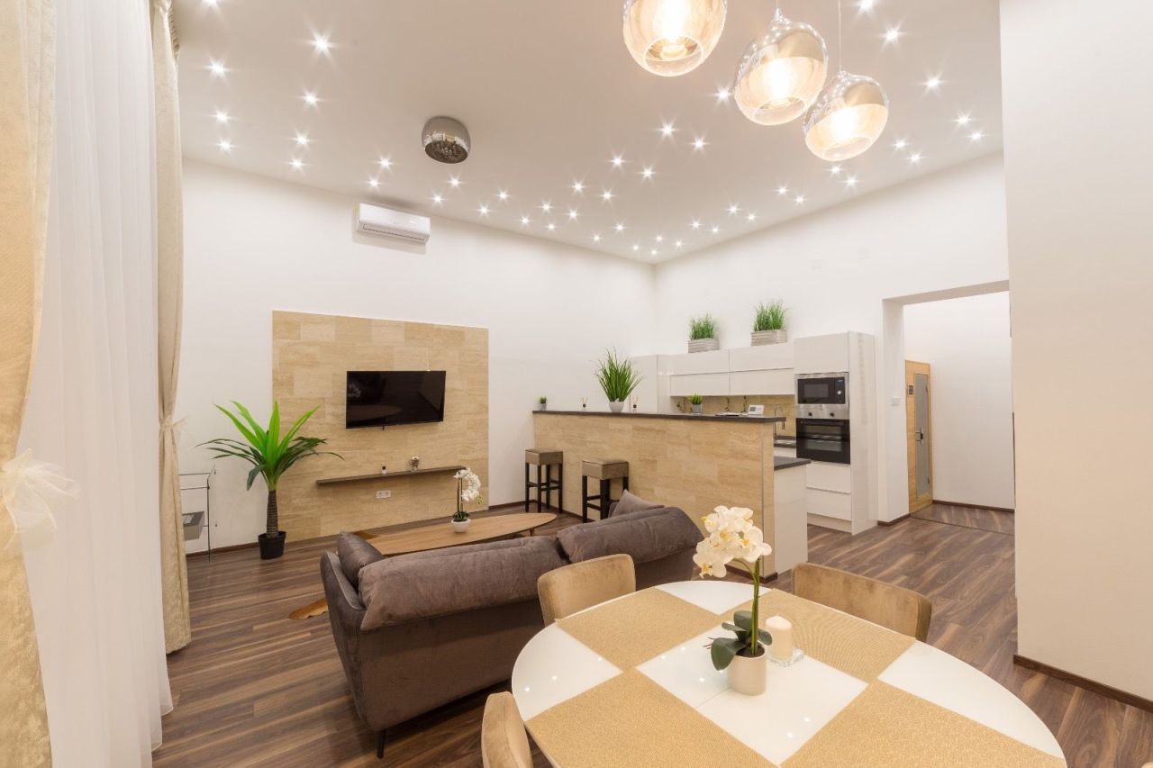Apartamento en Budapest, Hungría, 85 m² - imagen 1